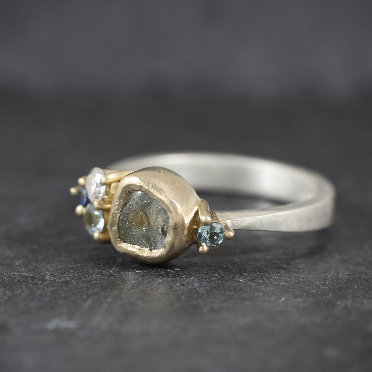 Montagne ring - Raw Montana Sapphire ring