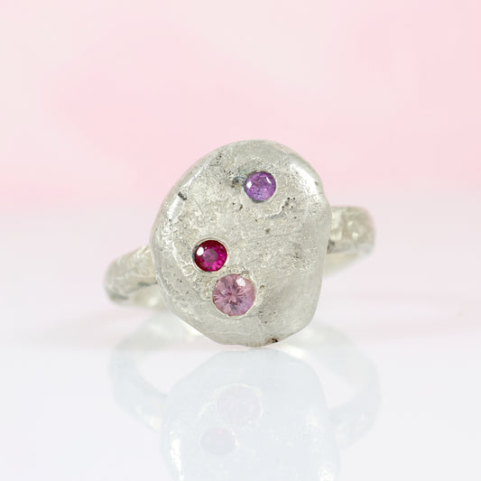 Delia Pebble Ring