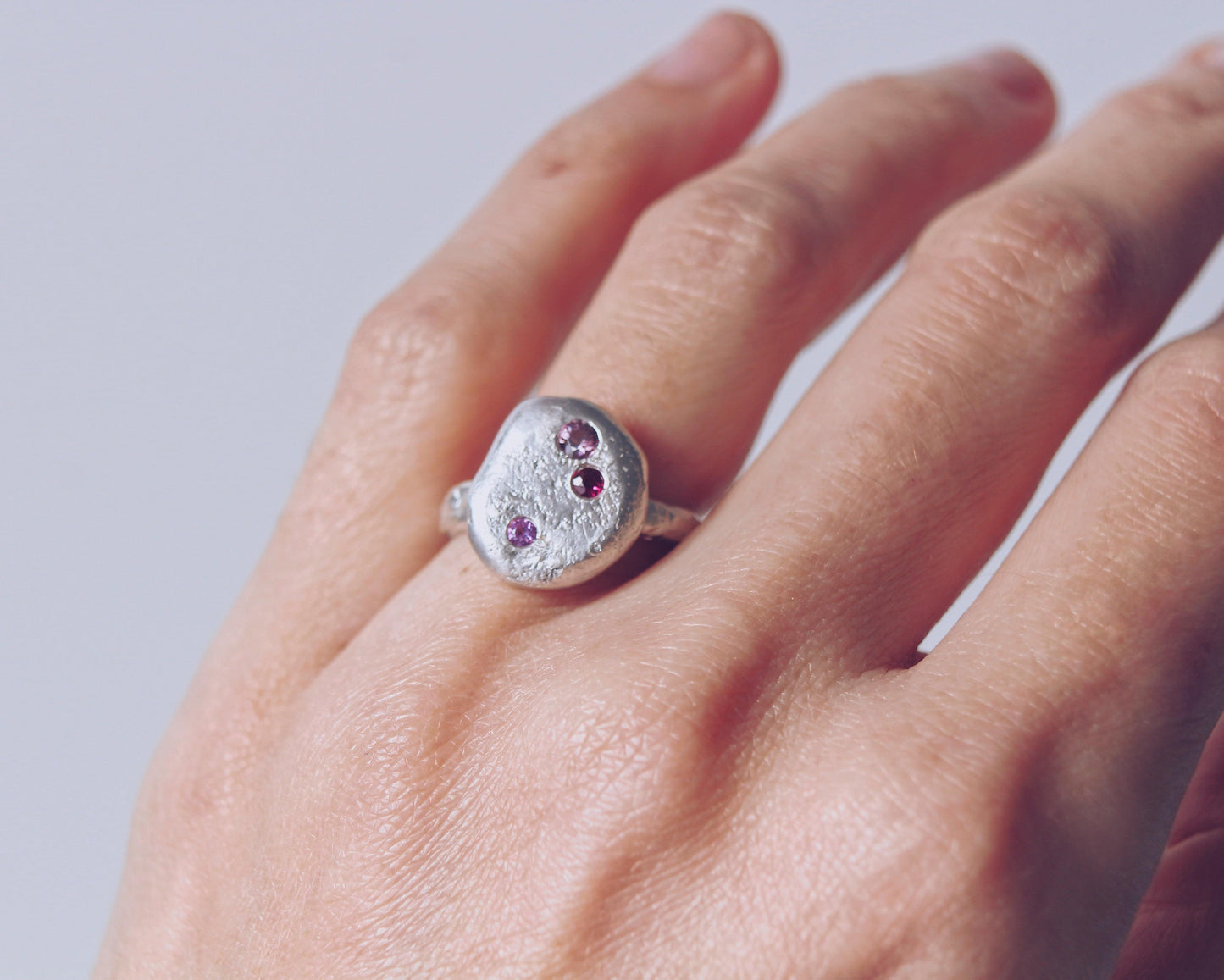 Delia Pebble Ring