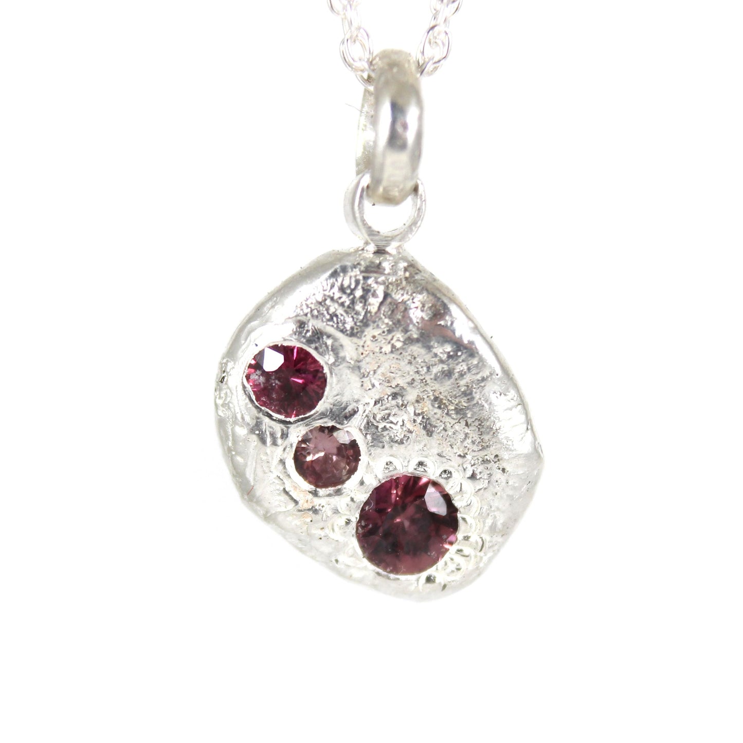 Elara Necklace