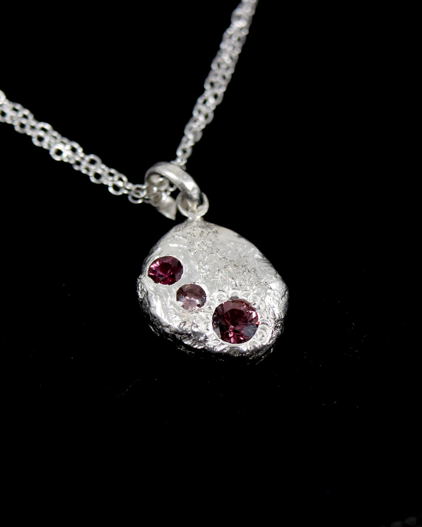 Elara Necklace