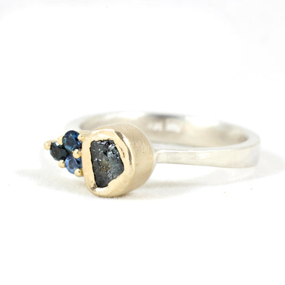 Mågi ring - Raw Montana Sapphire and Australian Sapphire Ring