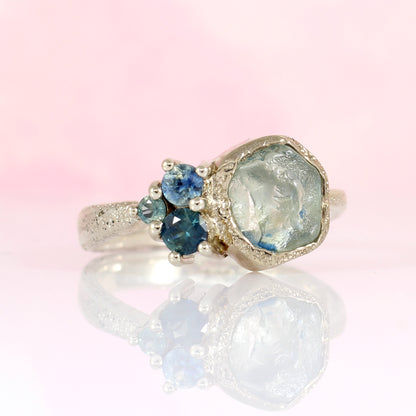 Glacé ring - Montana sapphire ring