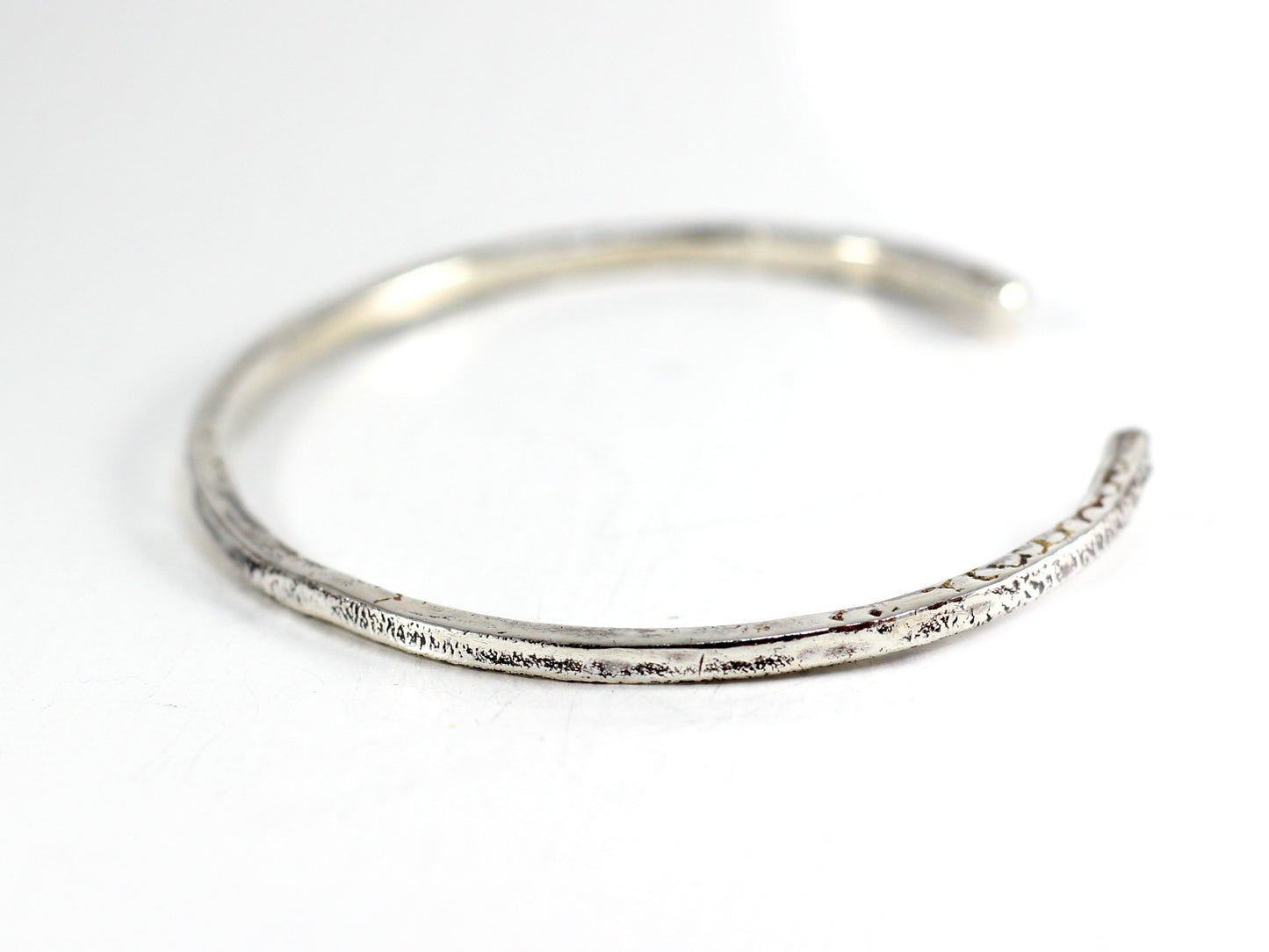 Medium Weight Solid Bangle