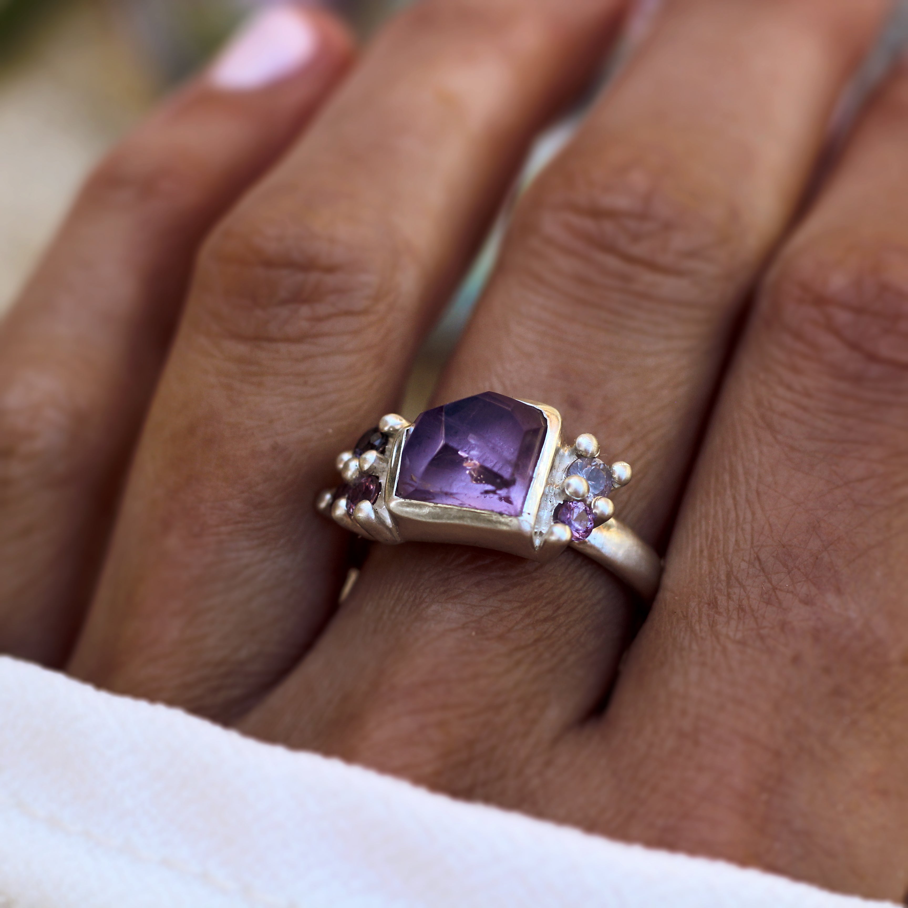 Raw amethyst 2025 engagement ring